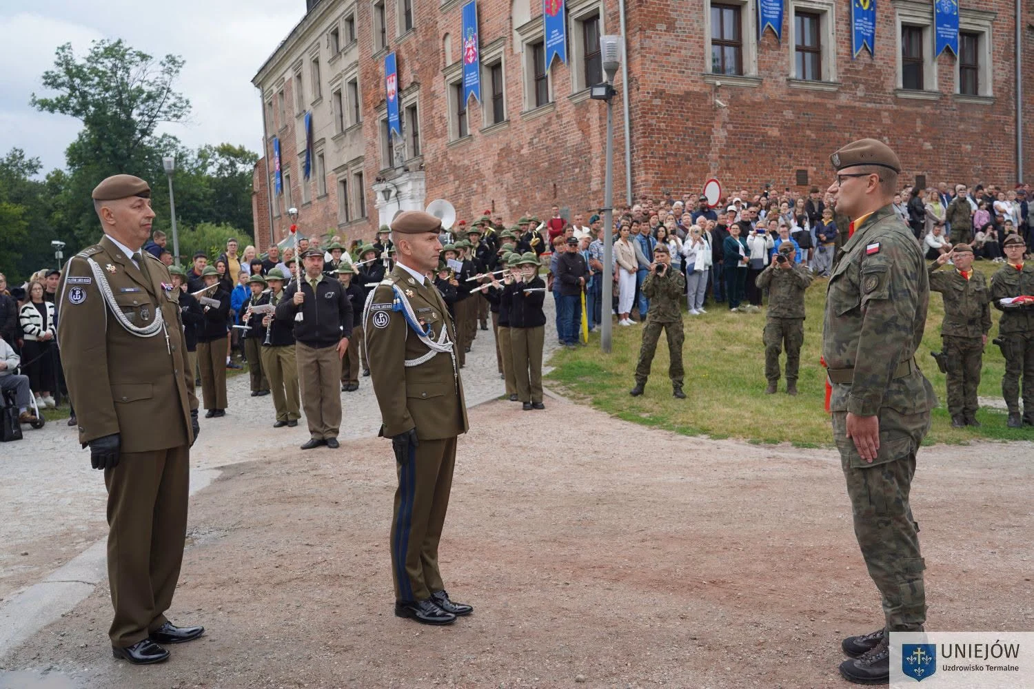 Ponad 100 żołnierzy złożyło przysięgę wojskową w Uniejowie — zdjęcie 7