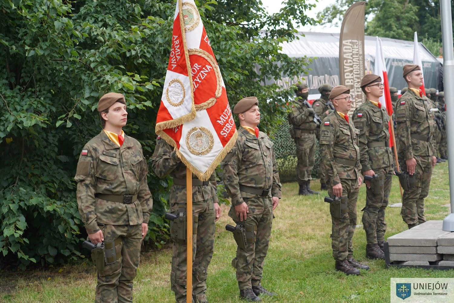 Ponad 100 żołnierzy złożyło przysięgę wojskową w Uniejowie — zdjęcie 13