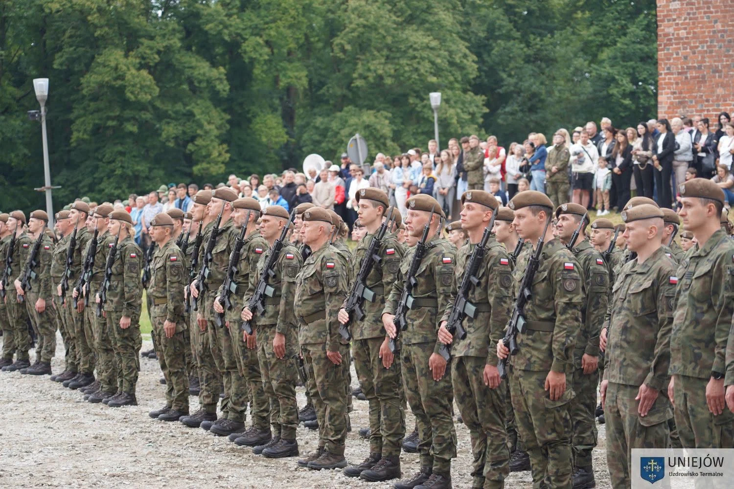 Ponad 100 żołnierzy złożyło przysięgę wojskową w Uniejowie — zdjęcie 14