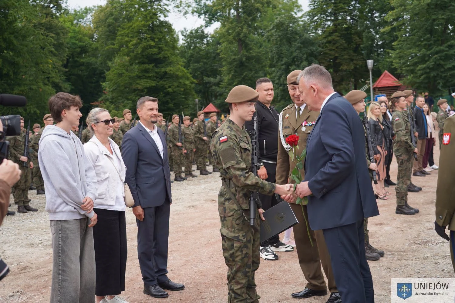 Ponad 100 żołnierzy złożyło przysięgę wojskową w Uniejowie — zdjęcie 26