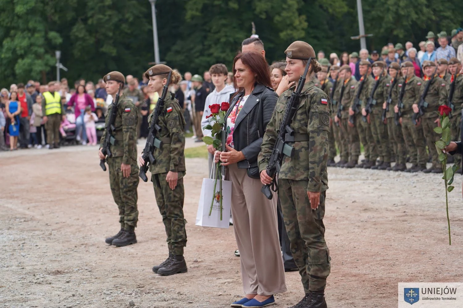 Ponad 100 żołnierzy złożyło przysięgę wojskową w Uniejowie — zdjęcie 33