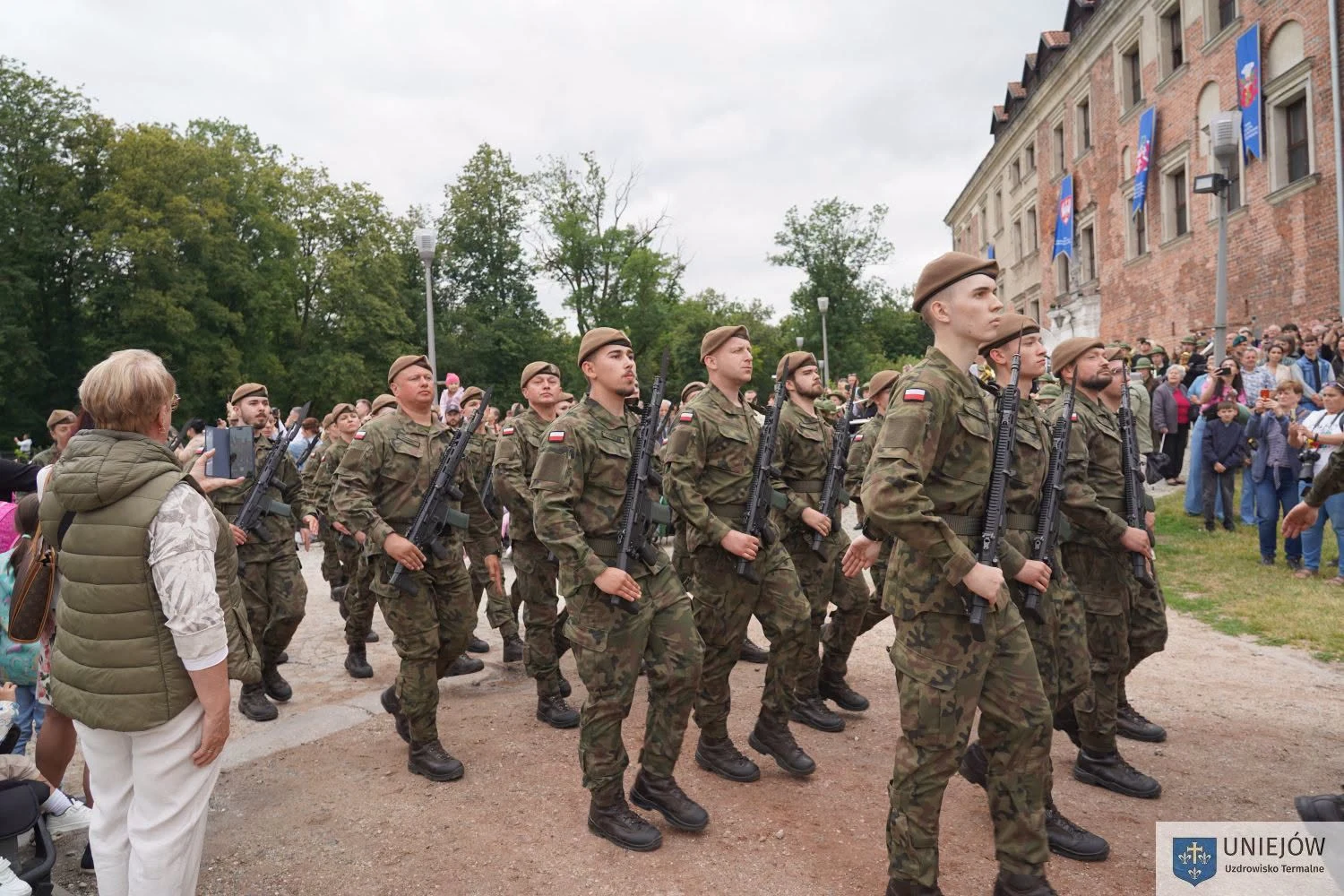 Ponad 100 żołnierzy złożyło przysięgę wojskową w Uniejowie — zdjęcie 38